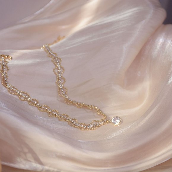 NEW 14K Gold Plated 2CT Solitaire Diamond Choker Necklace - Picture 8 of 8